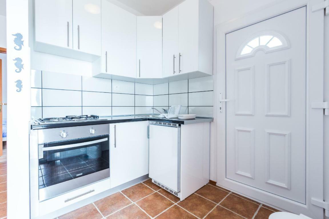 Apartmani Filip マンドレ エクステリア 写真