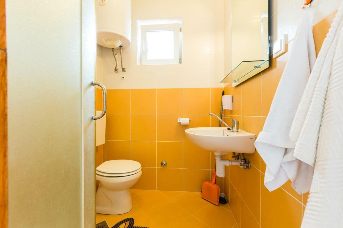 Apartmani Filip マンドレ エクステリア 写真